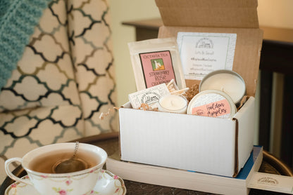 Sip & Scent [4oz candle + beverage]